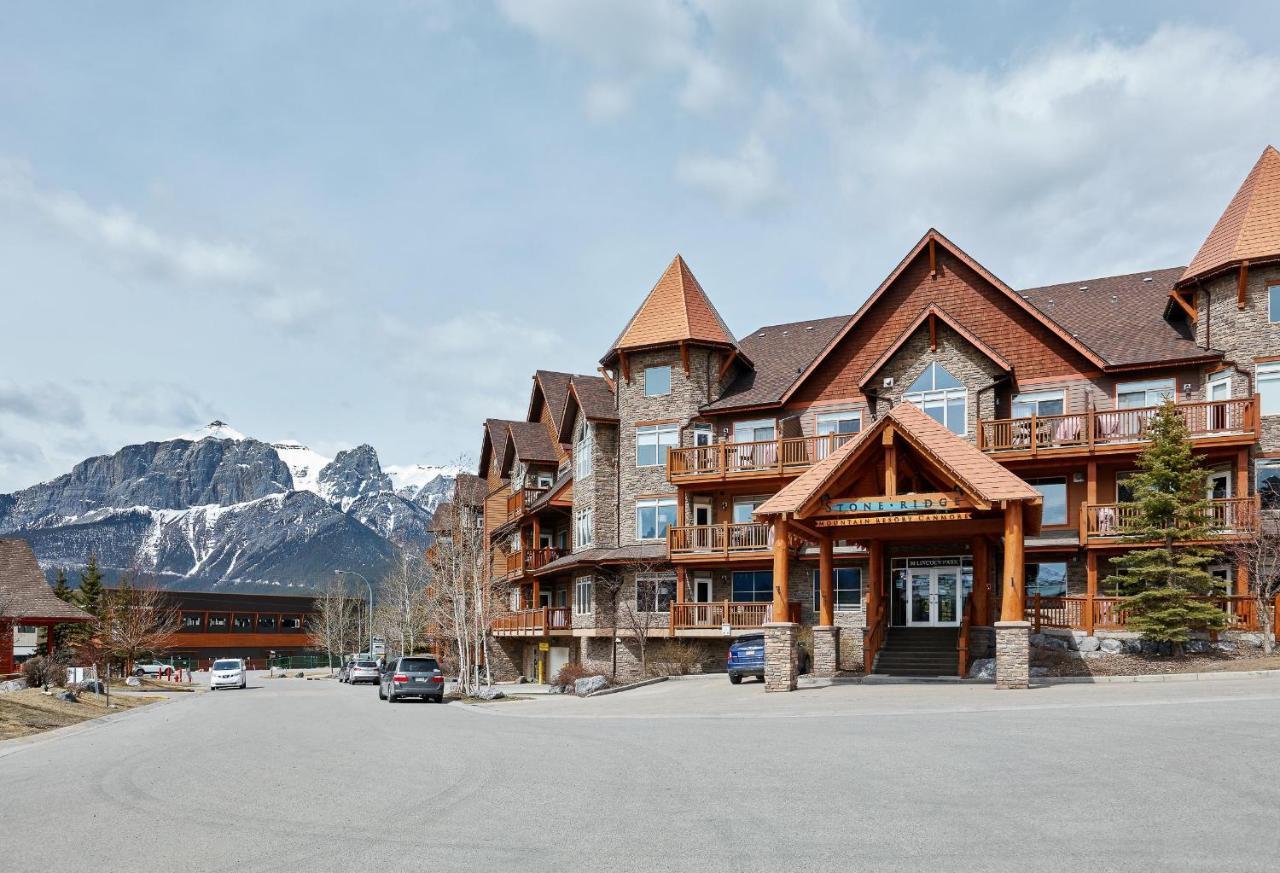 Rocky Ridge - Great Mountain Views With Open Hot Tub And Outdoor Heated Pool * Canmore